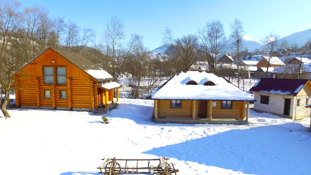 Casutele Din Moisei Exterior foto